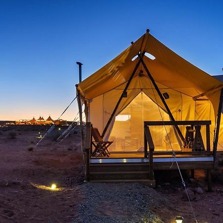 Under Canvas Lake Powell-Grand Staircase บิ๊ก วอเตอร์ ภายนอก รูปภาพ