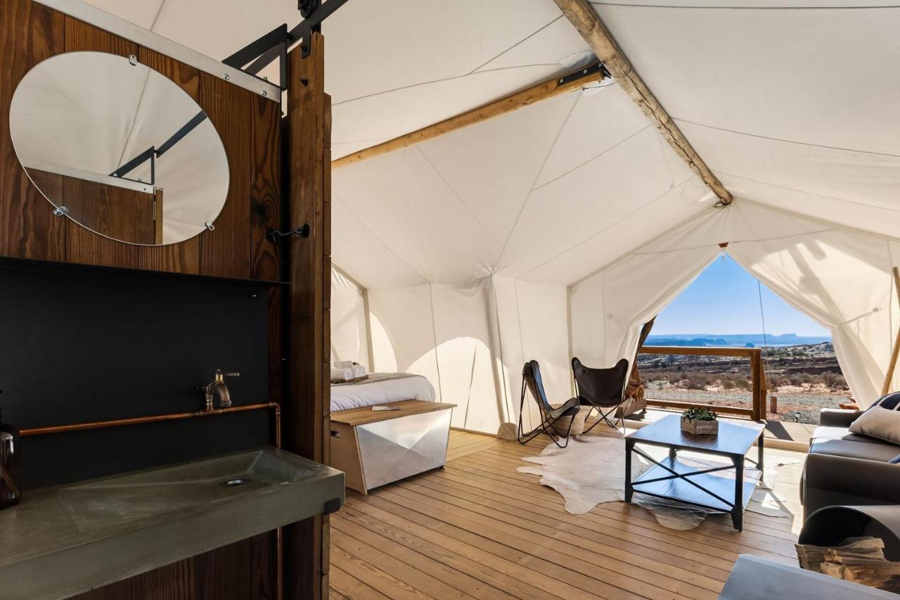 Under Canvas Lake Powell-Grand Staircase บิ๊ก วอเตอร์ ภายนอก รูปภาพ