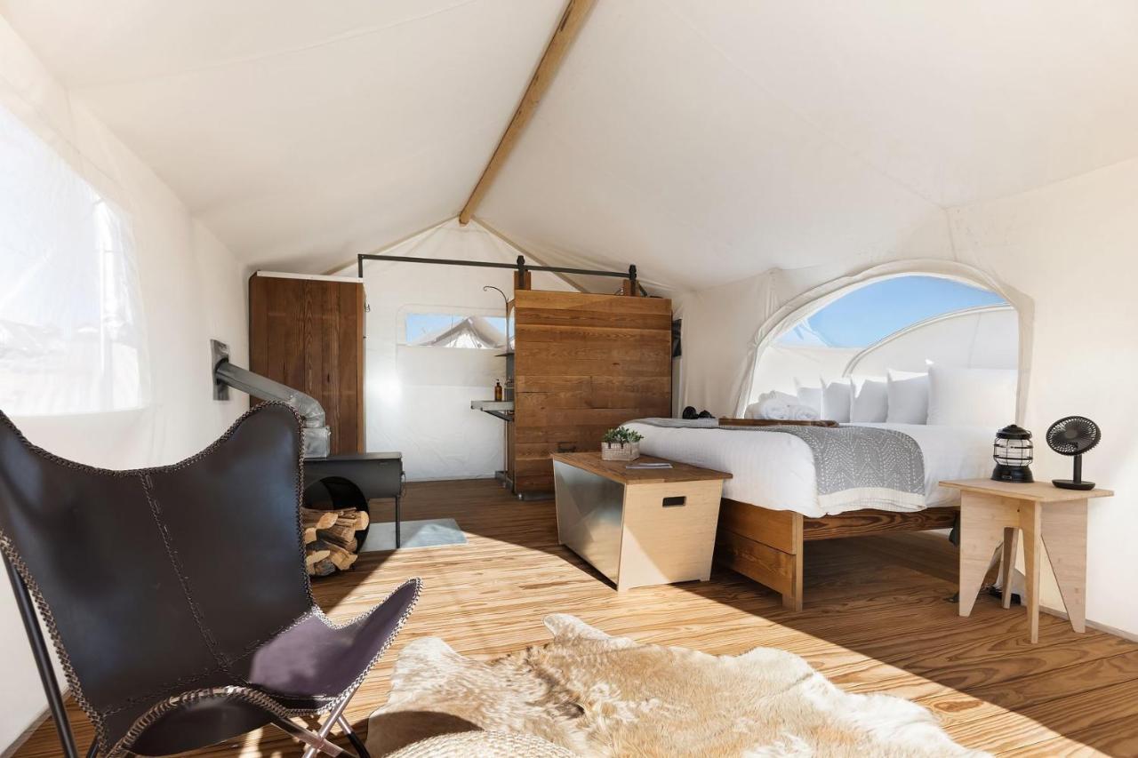 Under Canvas Lake Powell-Grand Staircase บิ๊ก วอเตอร์ ภายนอก รูปภาพ